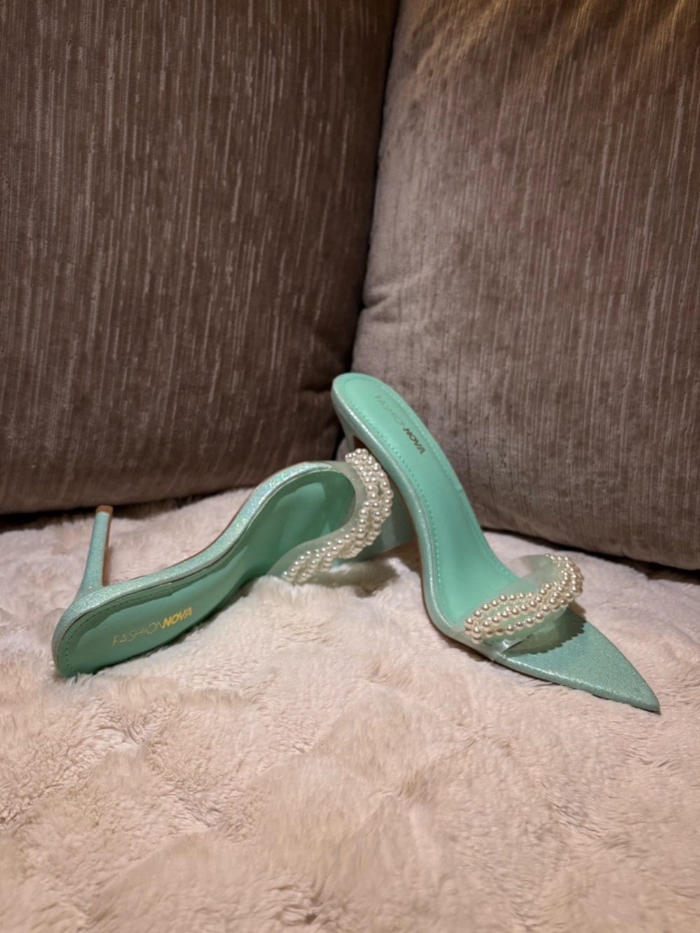 Mint Green Pearl-Strap Pointed Stiletto Heels - Picture 2 of 3